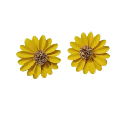 Cercei dama, floare galbena